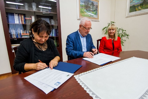 Zawarcie porozumienia o wzajemnej współpracy pomiędzy Powiatowym Urzędem Pracy w Tarnowie a Państwową Wyższą Szkołą Zawodową w Tarnowie